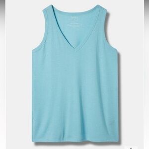 🆕 NWT Women’s 0 Torrid Sky Blue Signature Girlfriend V Neck Tank Top 0 L 12